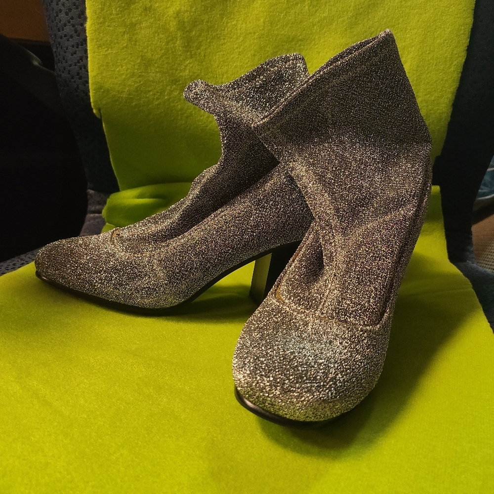 Soul Diva sz 5 silver sparkly pull on ankle boots